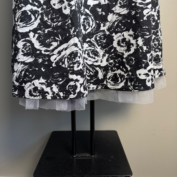 Majora XL Black & White‎ Floral Summer Midi Dress Sleeveless Neck Tie Whimsigoth - Picture 2 of 16